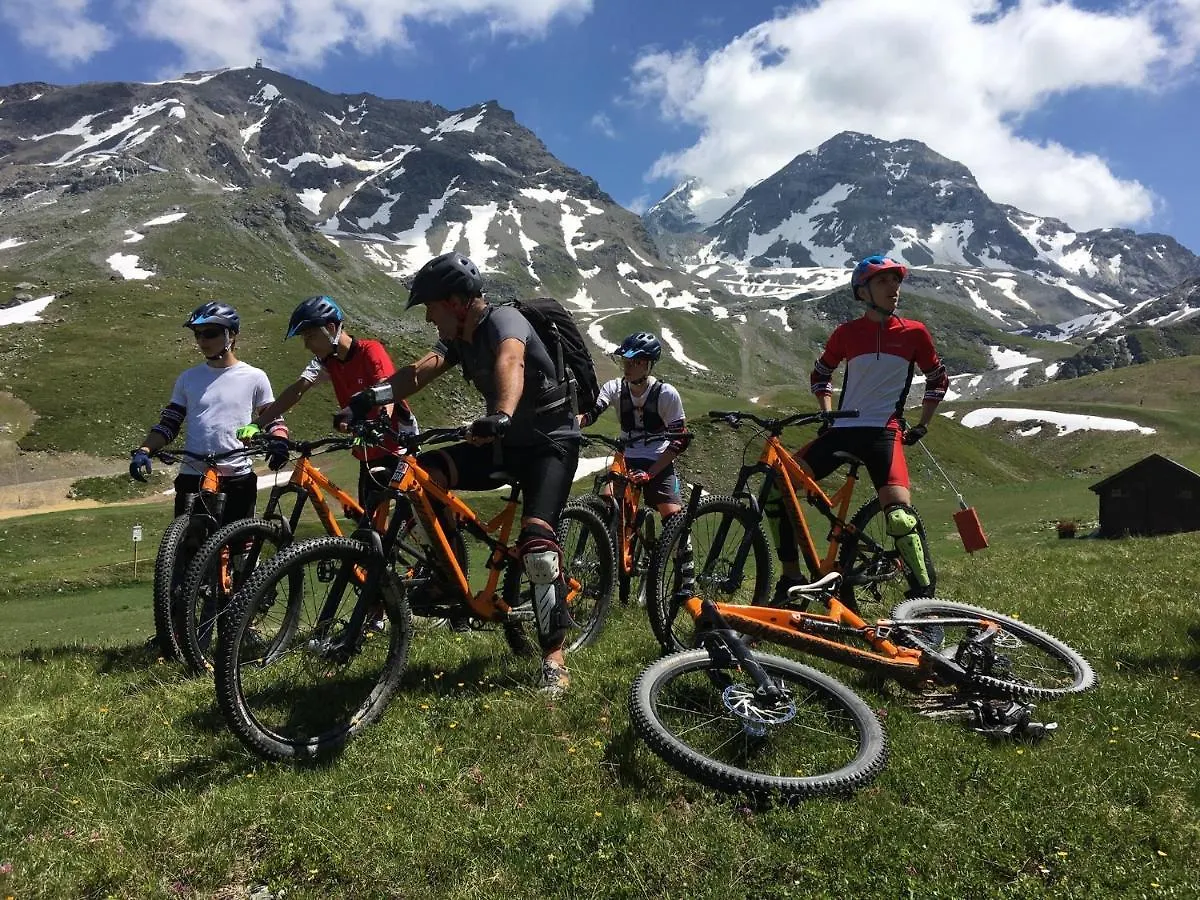 Chalet Fr Gilkens Arc 1600 Bourg-Saint-Maurice 0*,  France