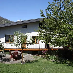  Chalet Avec Jardin